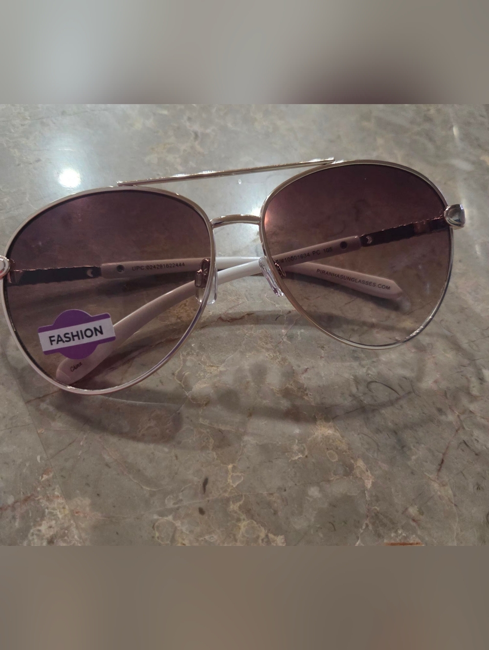 Women’s Fashion Aviator Sunglasses - Pink Gradient Lenses